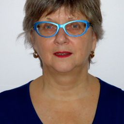 Dr Danielle Doucet